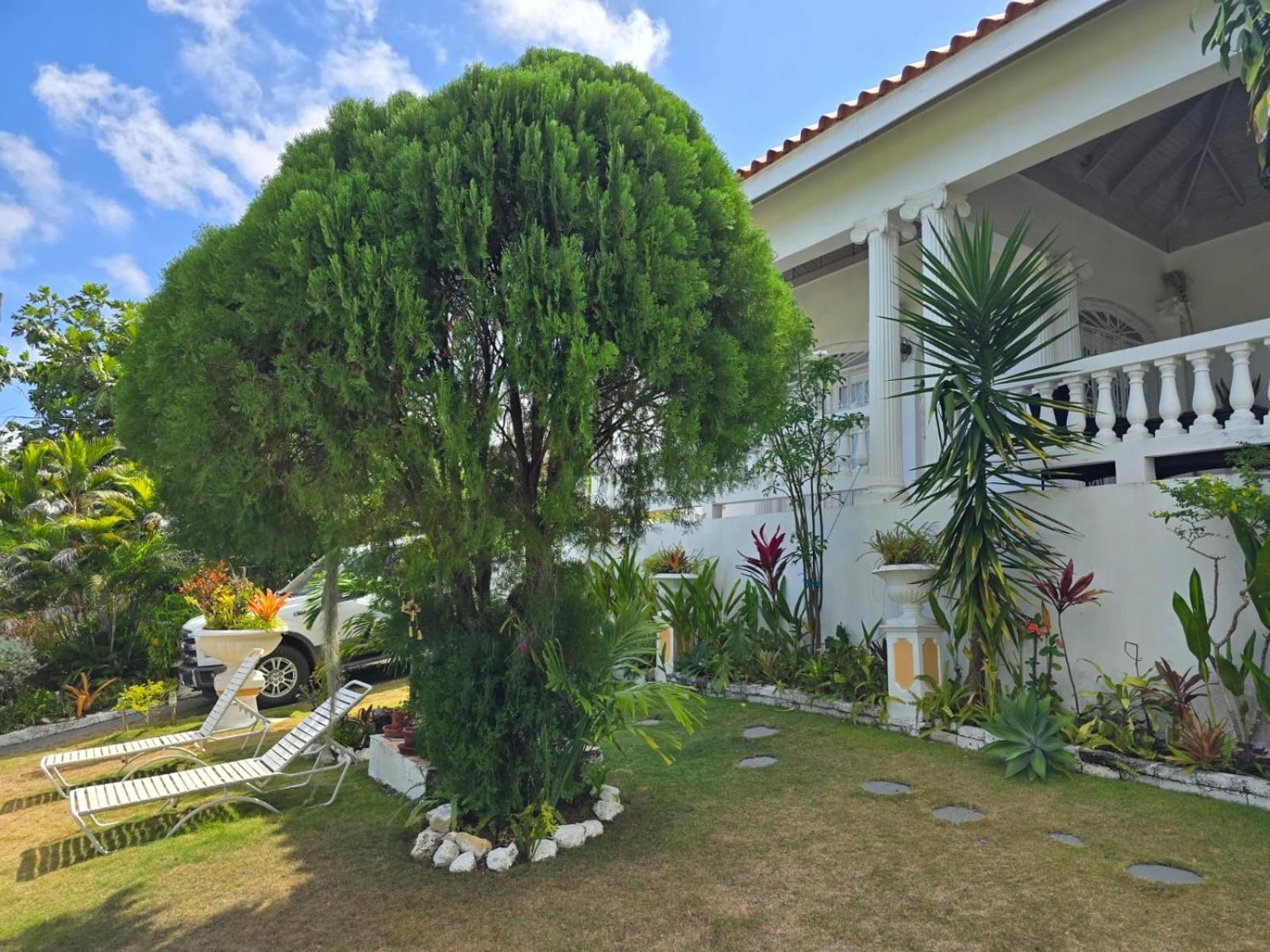 Paradise Palms Jamaica Vacation Rental Montego Bay Exterior photo
