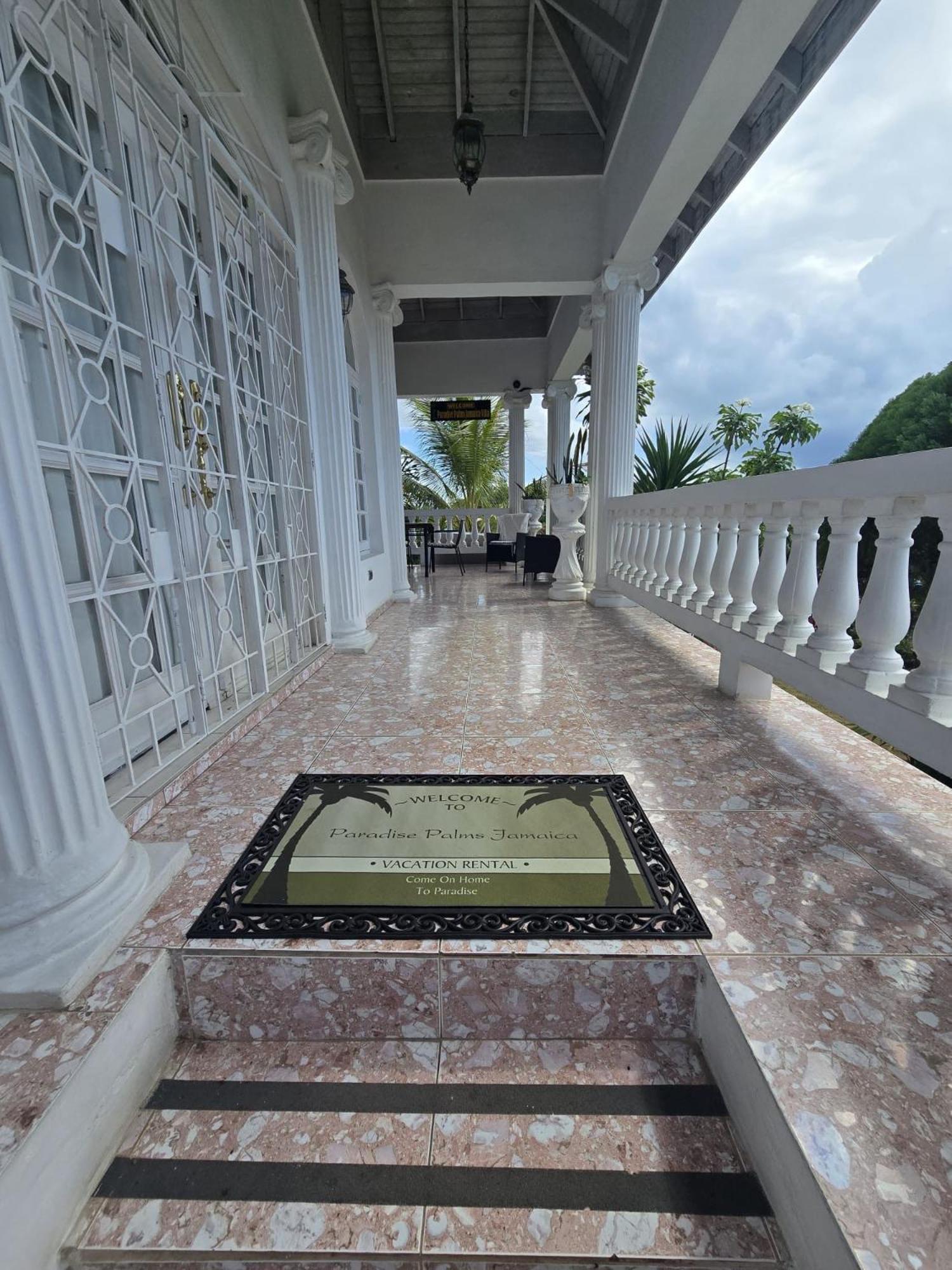 Paradise Palms Jamaica Vacation Rental Montego Bay Exterior photo