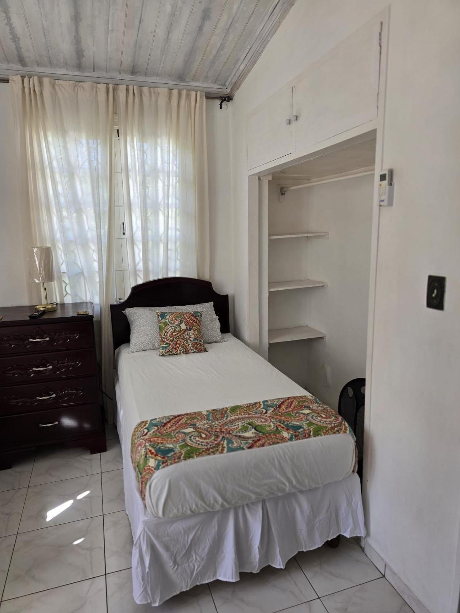 Paradise Palms Jamaica Vacation Rental Montego Bay Exterior photo