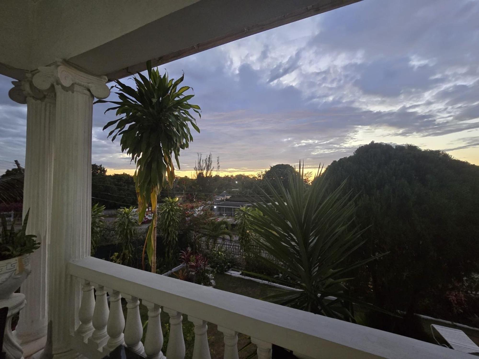 Paradise Palms Jamaica Vacation Rental Montego Bay Exterior photo