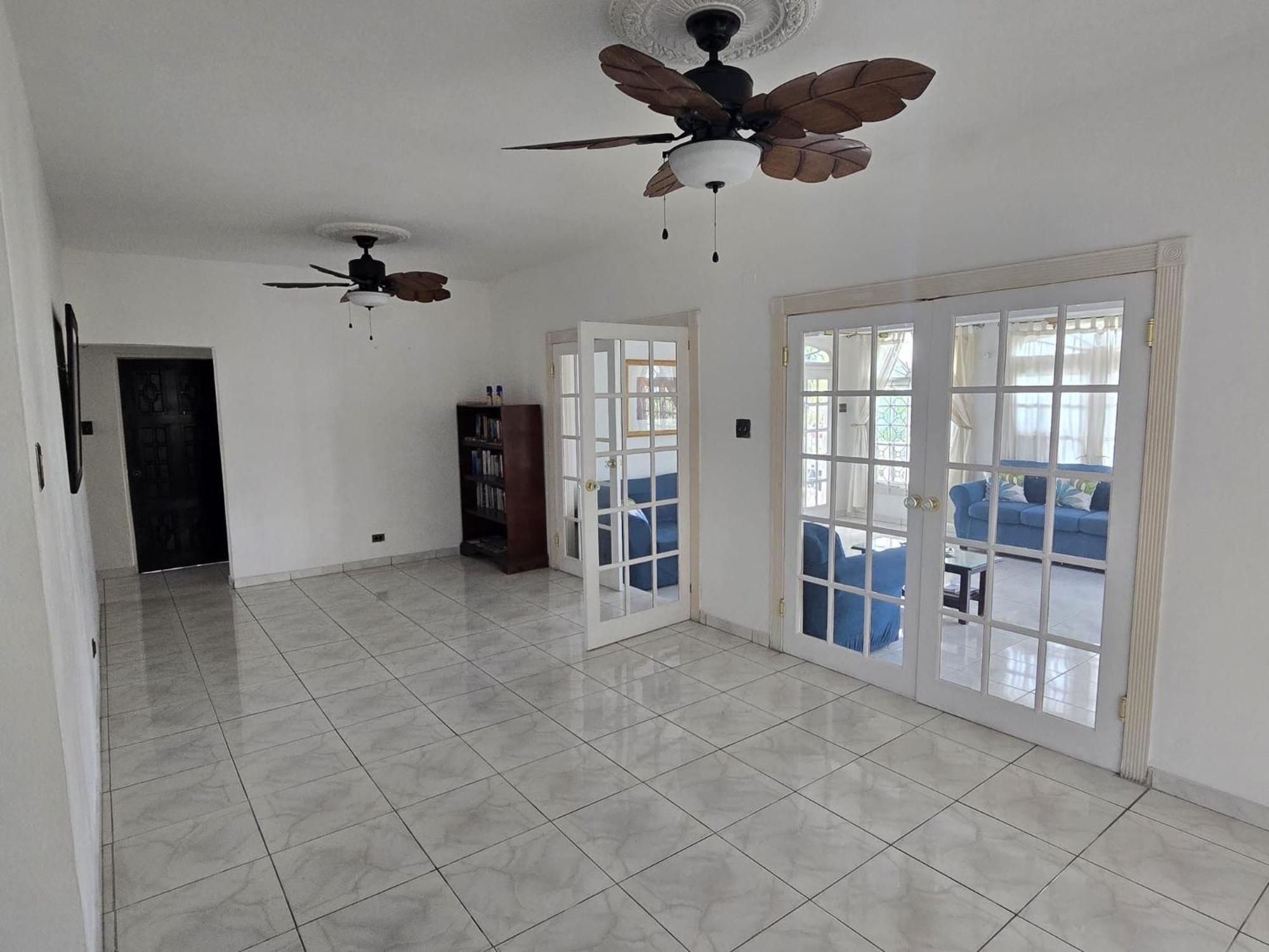 Paradise Palms Jamaica Vacation Rental Montego Bay Exterior photo